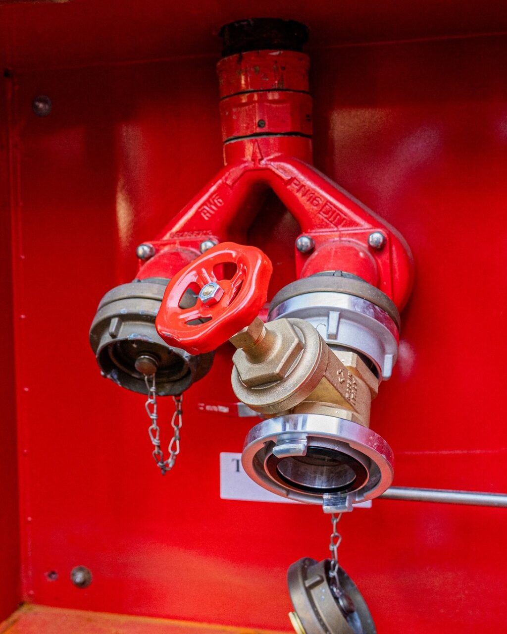 Instagram post from hahnenbergservice. This post is in position 4.